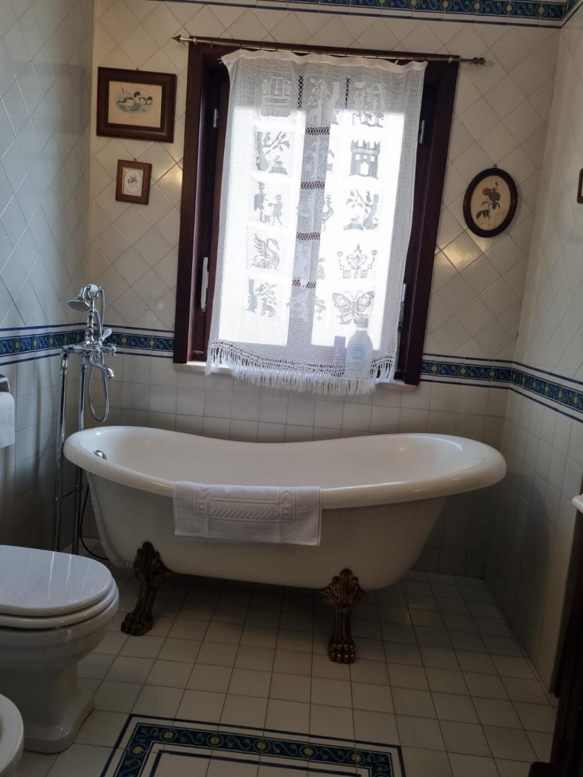 Donna Filomena Casa Vacanza Park Bougainville Salerno Dış mekan fotoğraf